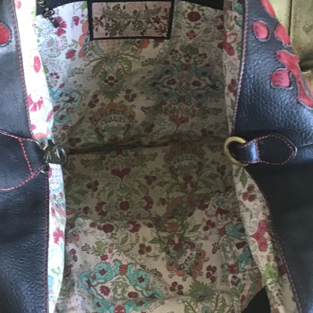 Handbag - Picture 6 of 8